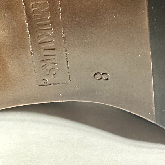 s8 | Cheetah Print Heeled Booties | Muk Luks | Fierce & Fashionable! - Picture 4 of 7